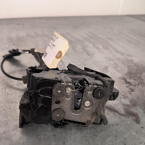 104466810-76756115-d72c-4427-8d63-fc373b879c53-Piece-Fermeture-centralisee-avant-droit-805023720R-RENAULT-TALISMAN-7a59e905bfe6567935a9e318badb09d27fd41e1b5e3d92c58f91d0fe0f2229c6_m.jpg