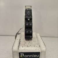 104466814-5bb391a2-0f38-41c7-8845-f6791e8adbb5-Piece-Interrupteur-de-leve-vitre-avant-gauche-254012952R-RENAULT-TALISMAN-c93059133827a13d5683e776d5a7741a866b0837b10cac9a52ac19f45652451b_m.jpg