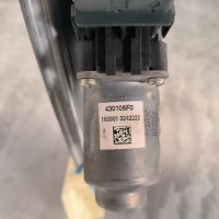 104466816-6a7ced38-891a-414f-8e41-fa0228acdd02-Piece-Leve-vitre-electrique-arriere-droit-827203386R-RENAULT-TALISMAN-4b949a6ddd14c35cfb8ce6959d5b04d585654407fd70dfd380655226497bd104_m.jpg