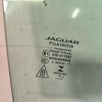 104472286-d4cc98e3-3b91-45d6-8a9a-7d67664141f0-Piece-Vitre-arriere-droit-T4N3104-JAGUAR-XE-d7704a84811fe4138a7c8f9426d0ccb6b0a2d2d62a6781bd4b41f63d39db886c_m.jpg