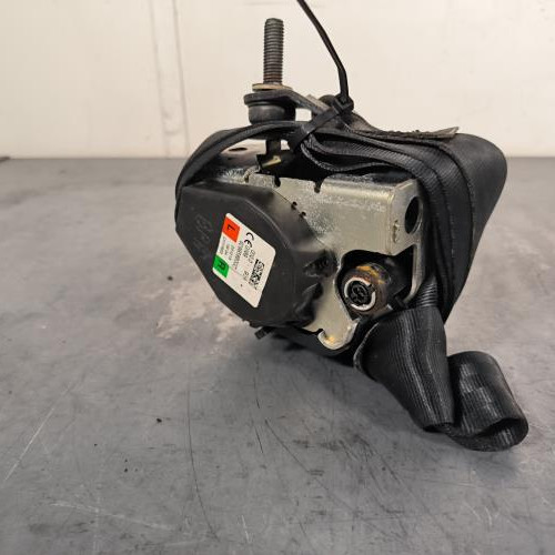 Ceinture arriere droit