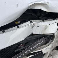 Vehicule-JAGUAR-XE-2016-b142c6ce8b99c6d914f82ab3643e7f239bef276b7de4834818b543c9b69ff6ff_m.jpg