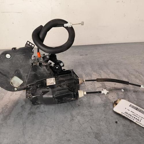 Fermeture centralisee avant gauche