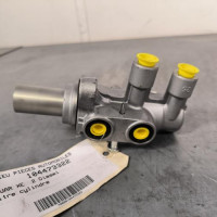 104473322-c6f3b530-b44f-4139-b85a-f67c366337f8-Piece-Maitre-cylindre-freinage-T2H42221-JAGUAR-XE-750371616ef1679180a63ae4a9de25147514c99c584c8138311b5a5106609b30_m.jpg