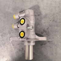 104473322-beeeaaf7-9241-4d5d-ba8c-d369a7322abf-Piece-Maitre-cylindre-freinage-T2H42221-JAGUAR-XE-fb21014124636106c1d642e68e263b4031d1abb833b0438f4efbfa11adf7c63d_m.jpg