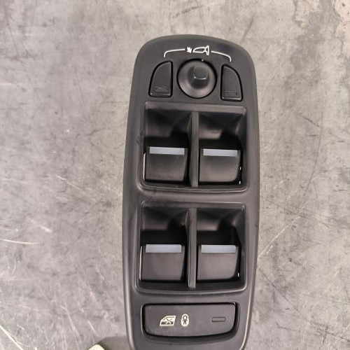 Interrupteur de leve vitre avant gauche