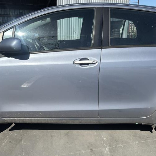 Vehicule-TOYOTA-YARIS%25202%2520PHASE%25202-2010-ce3fed43e702cd786a6ba70fe0797def445e1181521dd3119404e65959bf6e7d_m.jpg