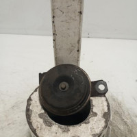 104487175-5339b0df-142e-444e-af76-94589f875d21-Klaxon-865200D050-TOYOTA-YARIS-2-PHASE-2-414801df82cc8118df668a7afb48f7762aa5910fc7edcde90819c08aa8815407_m.jpg