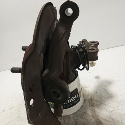 104488924-e455d8d7-499e-4610-ab19-68b7319792fa-Piece-Fusee-avant-gauche-432120D230-TOYOTA-YARIS-2-PHASE-2-c83ddb2598daf65077154ba7bbd9c3d64462f59fbe18e3900aa811128e5d48c7_m.jpg