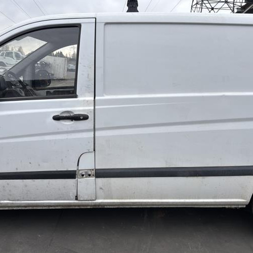 Vehicule-MERCEDES-VITO%2520639%2520PHASE%25201-2006-c9a581f9c064f7e0ff3deb1d6de623c145cc6b55114e3dd214a33f8a134e0ccf_m.jpg