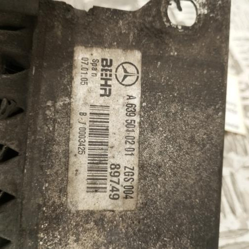 104600731-aa59a37a-d663-438d-8045-99eeeaeb8fe5-Piece-Echangeur-air-Intercooler-6395010801-MERCEDES-VITO-639-PHASE-1-39718ab6acdf3d8d674f40967c26c8b14173078bec95089d21bd02a5bcf3fcbc_m.jpg