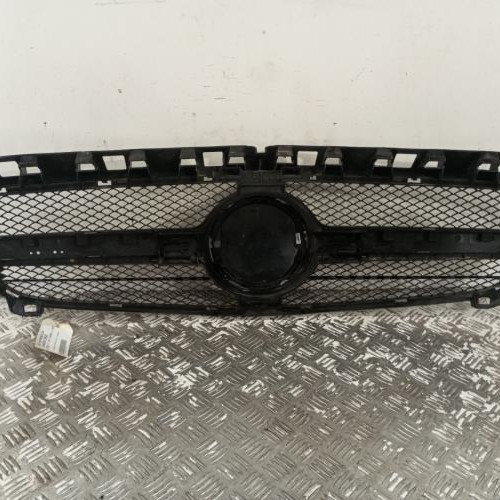 104691562-d118bb11-8cbe-47b2-ae5c-21f59660653d-Piece-Calandre-A1768880860-MERCEDES-CLASSE-A-176-PHASE-1-5dee9d0570ae5f601655558ec5755e2d4879a21ff556114114c72007410bd43c_m.jpg