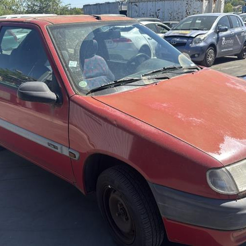 Vehicule-CITROEN-SAXO%2520PHASE%25201-1997-80acc6a64ce6f2c4b8a9b343d0bac3bd97c37735d5cb23877246343783b7d207_m.jpg