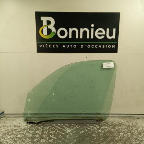 Vitre avant gauche