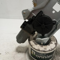 105054137-b5f35a00-2f4c-4fc1-bb07-b5049a330027-Piece-Leve-vitre-electrique-avant-gauche-8200188553-RENAULT-KANGOO-1-PHASE-2-b14e94d242c5f6ba50f4063e1a028b632ac6973a9701cf4cb497d6f3bd60959e_m.jpg