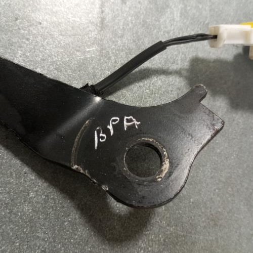 105065090-f8a1235b-7131-4802-a4a9-50024994cfcc-Piece-Attache-ceinture-avant-gauche-96776837XT-PEUGEOT-308-2-PHASE-1-688ba4c0298270fa14e131c543a5c1cd302b4f272db25b2c4eb7095cf88a67f9_m.jpg