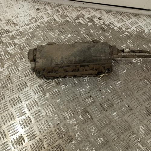 105145165-11fbdbb5-bf1e-49dd-9a06-61282d31a911-Piece-Bloc-electrique-de-frein-a-main-360105231R-RENAULT-SCENIC-2-PHASE-1-460348e7dd937d587827eb231d558754064f8254a724e66f15865d637d899ed4_m.jpg