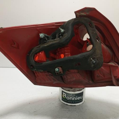 105198004-56852c32-9bc9-4c0d-98f0-3987364c2dff-Piece-Feu-arriere-principal-droit-feux-8155102400-TOYOTA-AURIS-1-PHASE-1-df800f77435709865ccd017c238bfa4e39fcd31622062815869e5bb25c37fe09_m.jpg