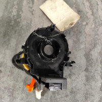 105199425-e3bb4682-c363-43b4-98e4-cd62b4d65629-Piece-Contacteur-tournant-843060D070-TOYOTA-AURIS-1-PHASE-1-599dbeb5af9d5e4f36ccf2604b664a39daee3fc44f07b9bd48aaf87697874362_m.jpg
