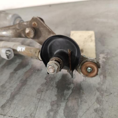 105199439-a750539a-7ba1-4726-85a0-2ac7193bccf6-Piece-Moteur-essuie-glace-avant-8511002190-TOYOTA-AURIS-1-PHASE-1-861fb04b2d9809061efef0cea228a3084d752a9b41e6ad3b6fb902c766528a52_m.jpg