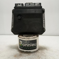 105200271-c4a3e6b7-9217-4f84-a7fc-f3d9a399b223-Piece-Calculateur-moteur-8966102D92-TOYOTA-AURIS-1-PHASE-1-dd2a847bbab5eb903836718133db89b73a576f9b9e0bd5c23d037f1aaaf32b16_m.jpg