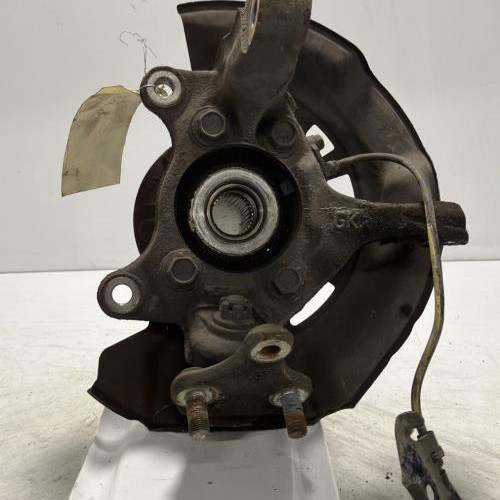 105200286-1b9c1307-3900-4dd9-9476-4128153f784a-Piece-Fusee-avant-droit-4321102171-TOYOTA-AURIS-1-PHASE-1-5a05972186f59c7684d5ff33f550919606c8a4ba02cadca4cfe9fbe8ff99907e_m.jpg