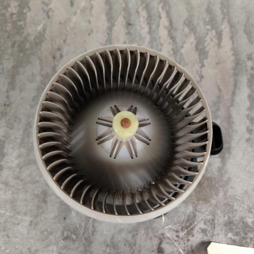 105200292-dfe29caa-d70d-4a26-b190-c7ee6b2de005-Piece-Ventilateur-chauffage-8710302150-TOYOTA-AURIS-1-PHASE-1-ac25d973a9fe6412cea3b411585f79761deff9a4d0474e5eafdc5eea2c9e894d_m.jpg