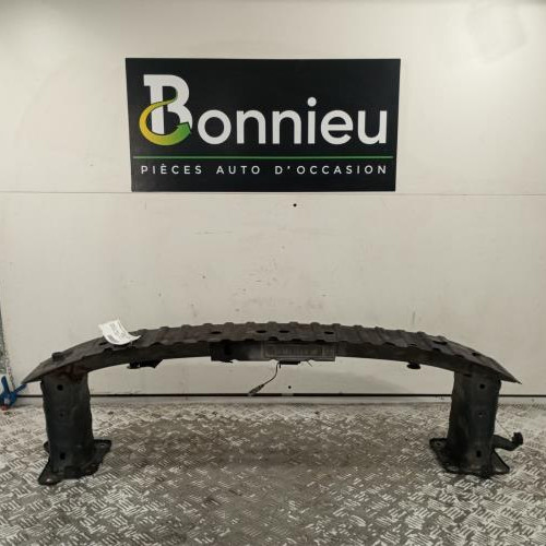 Renfort pare choc avant (traverse)