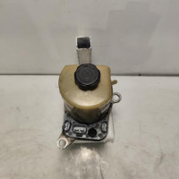 105223840-f778de3e-334d-44c8-a363-e90ff86e5591-Piece-Pompe-de-direction-1357374-FORD-C-MAX-1-PHASE-1-5398f80ce28bbfb140f9ebfa74fac4c27153e2cba378ce27cb1d7dc6dcb249b9_m.jpg