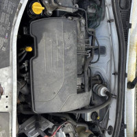 Vehicule-DACIA-SANDERO%25201-2011-bc7c5275f75d17d792c78e7a6ff912a4478cda48af03a985864c469a827a18fe_m.jpg
