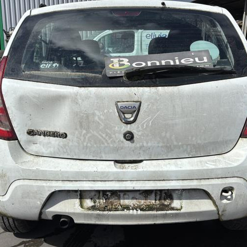 Vehicule-DACIA-SANDERO%25201-2011-66f7f767c23b7dc86d8c0d7045ac5336bf8619ae646269fe0cea76dd51bea5a1_m.jpg