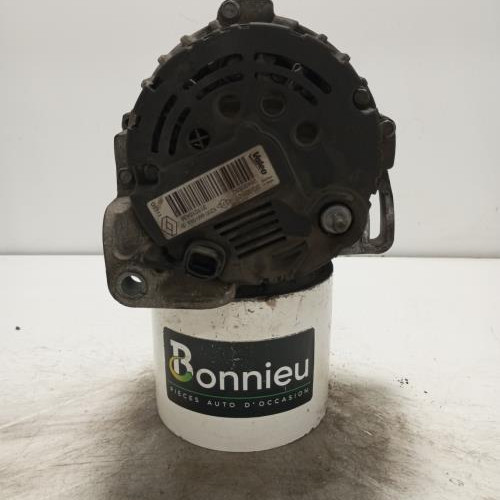 105230534-36874f39-610a-41aa-88cb-761b4e296ea3-Piece-Alternateur-231008344R-DACIA-SANDERO-1-49605b31f54149a44bf265434bf09a8fe8f73afd62d66ac4e4db5ef18983096e_m.jpg