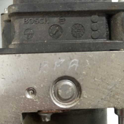 105230536-8e0290fe-d20b-44db-952c-3f8fec835734-Piece-Bloc-ABS-freins-anti-blocage-8201063079-DACIA-SANDERO-1-1ffa89c32ed6026be831ba36b31a0657fbdd0e4dff0fdaa6bd872dd7e76968b7_m.jpg