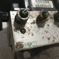 105230536-a680e0c0-9acb-4be7-95fc-0383f950f815-Piece-Bloc-ABS-freins-anti-blocage-8201063079-DACIA-SANDERO-1-b1476712504608c52380aede89723f885365564aef26933f74f10e97480d732e_m.jpg