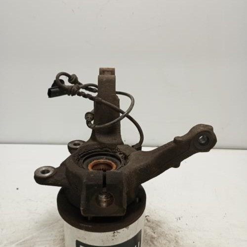 105230552-7cc56999-8dde-4bc2-bd73-dd2a358c6b3c-Piece-Fusee-avant-droit-6001548867-DACIA-SANDERO-1-bb6c97d2fff50b0ba2c2a194aed3de49be8cfb17a6965e794b044f24dd53374b_m.jpg