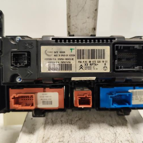 105291344-347e6db6-bc52-4313-8506-0edcbe7689e5-Piece-Commande-chauffage-00006451RQ-CITROEN-C5-1-PHASE-2-cfa917a679ab185a57d941626e11fc2f58ecc87cab9077f0c37b7442782f6f8f_m.jpg