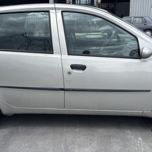 Vehicule-FIAT-PUNTO%25202%2520PHASE%25201-2000-7ab984d4264e50004346d90c4741c7d861d9a90573d044a0cf75834d87c32e62_m.jpg