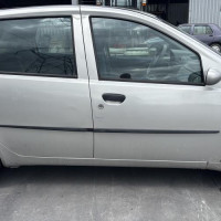 Vehicule-FIAT-PUNTO%25202%2520PHASE%25201-2000-7ab984d4264e50004346d90c4741c7d861d9a90573d044a0cf75834d87c32e62_m.jpg