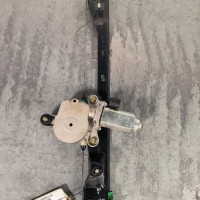 105353795-0e02f897-9e2d-4626-a1b0-ca116b8e3b1e-Piece-Leve-vitre-electrique-avant-gauche-51764550-FIAT-PUNTO-2-PHASE-1-cfd7c8f30e2521471fe8e7b1d396951cd49548e0086b3d973ca5c50e3361a5a9_m.jpg
