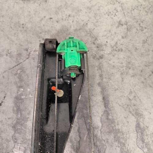 105353795-d42e0e76-1493-4b64-8fa6-d4d64b17edc5-Piece-Leve-vitre-electrique-avant-gauche-51764550-FIAT-PUNTO-2-PHASE-1-e4f1b5325f65077d059ccfb1244ecca10fda9c0f7161ecce1d4383e2ca0a4e3f_m.jpg