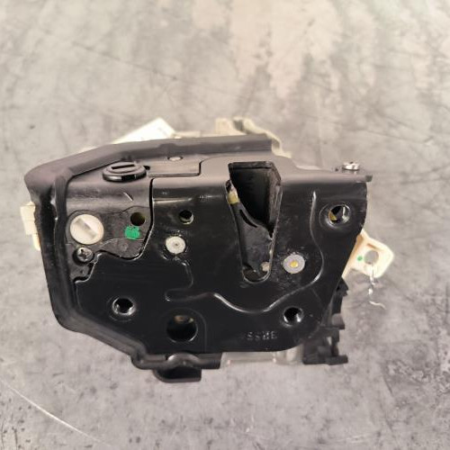 105419148-e2c3eb3e-458c-4e56-87ab-72900e838811-Piece-Fermeture-centralisee-arriere-gauche-8J1837015F-AUDI-A5-1-SPORTBACK-PHASE-2-fcc96f1cca7cc22c7a2debca9dfa24a279926a2c40fecf7f86bea9bd737d0c42_m.jpg