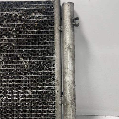 105431447-ae8c5917-ed21-4241-a478-3f602b76fb2b-Piece-Condenseur-de-clim-64539229021-BMW-SERIE-1-E82-COUPE-f00d95a43d6417955c0502f78328ecf9eab88070a819f2c064f715e6f8ff0a09_m.jpg