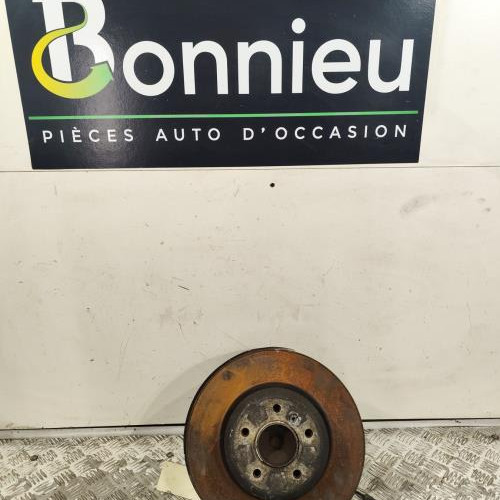 Fusee avant gauche