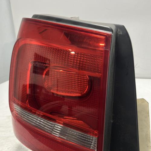 105470713-067034ac-990f-4d93-9a93-414522ef50c8-Piece-Feu-arriere-principal-gauche-feux-1T0945095R-VOLKSWAGEN-TOURAN-2-f580dcd9fab04fead58a1e701638d0f6afb9d07979bdf9eb63b47b8348002a2d_m.jpg