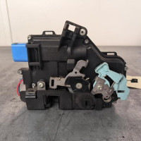 105471959-de7714e6-c77f-499b-bf70-20cc87b9e7e6-Piece-Fermeture-centralisee-arriere-droit-7L0839016D-VOLKSWAGEN-TOURAN-2-282d626778924809c619cb0ff7ddc63c17dfca5be7ca99e986e0cb9466cace8b_m.jpg