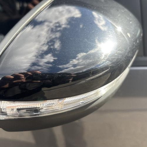 Vehicule-VOLKSWAGEN-TOURAN%25202-2013-e329244be0a5930a0ffa15219d94848b52a710fbd3f9f0e20b63221e9d46dc03_m.jpg