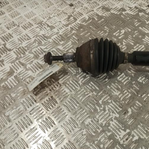 105472676-1cbb7115-f7d8-4134-b2d0-86b4c5b8df31-Piece-Cardan-droit-transmission-5Q0407272FF-VOLKSWAGEN-TOURAN-2-2b7a3b8488e3544ad95779b48a9a1ad84df0da07153a5cb98777f89656a91d17_m.jpg