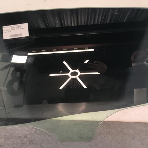 Vitre arriere gauche