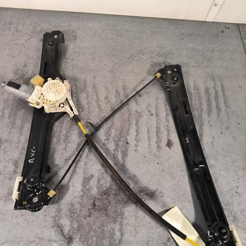 Leve vitre electrique avant gauche