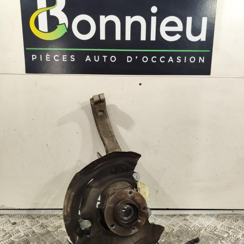 Fusee avant gauche